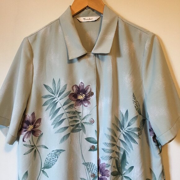 Vintage 90s Vacation Shirt With Tank Top - Picture 4 of 15